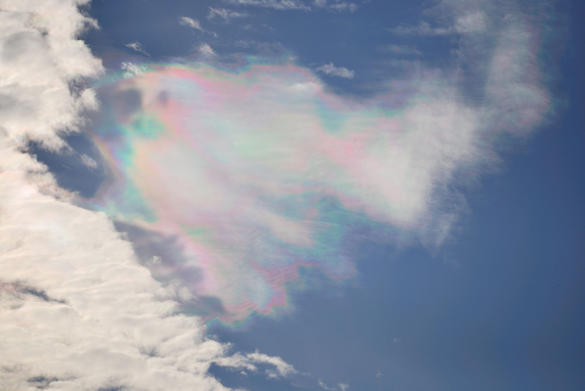 Iridescent_Cloud